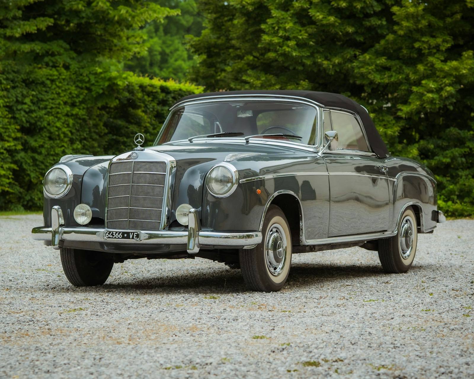 1957 Mercedes-Benz (W180) 220 SE Ponton — image 1 of 198