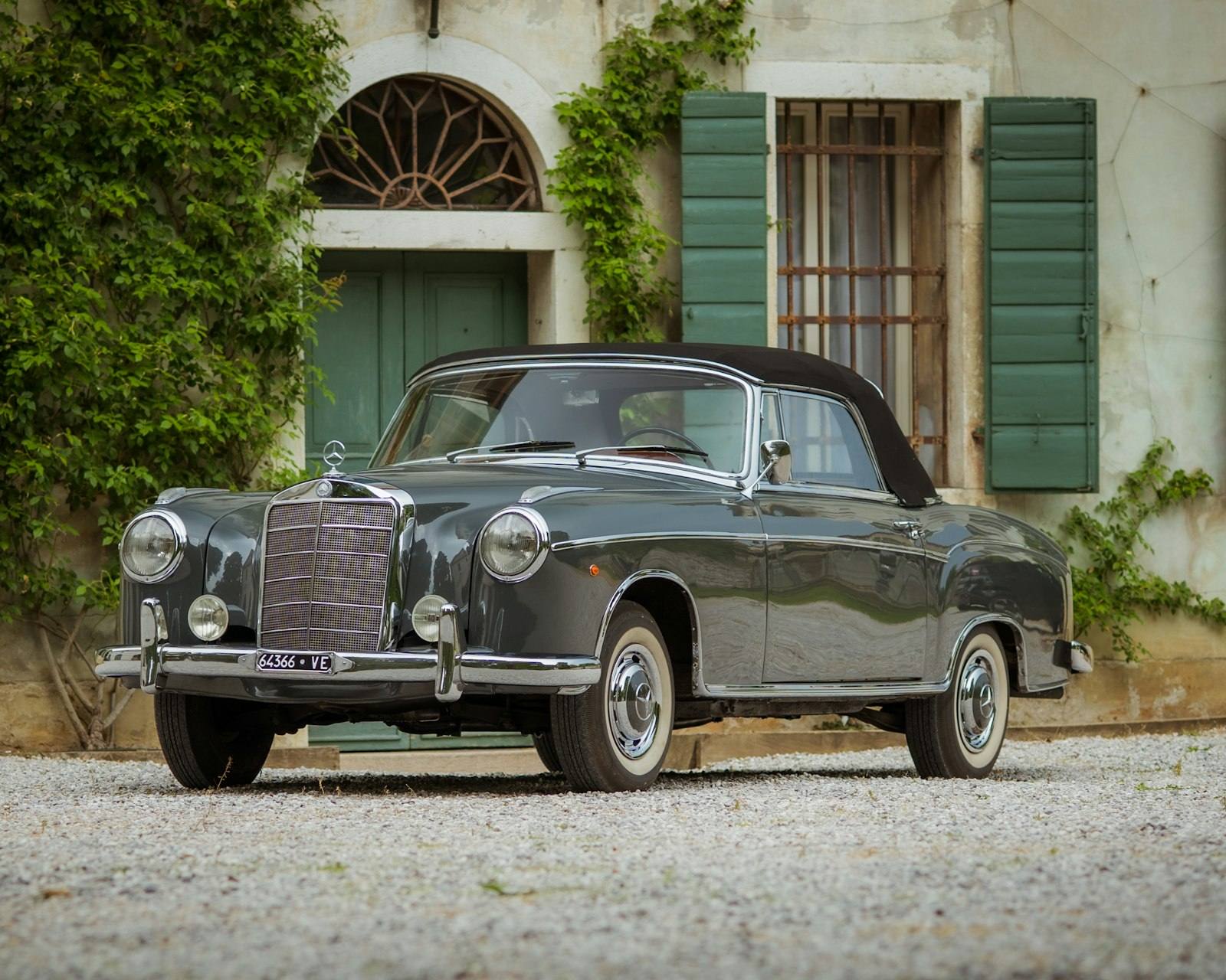1957 Mercedes-Benz (W180) 220 SE Ponton — image 1 of 198