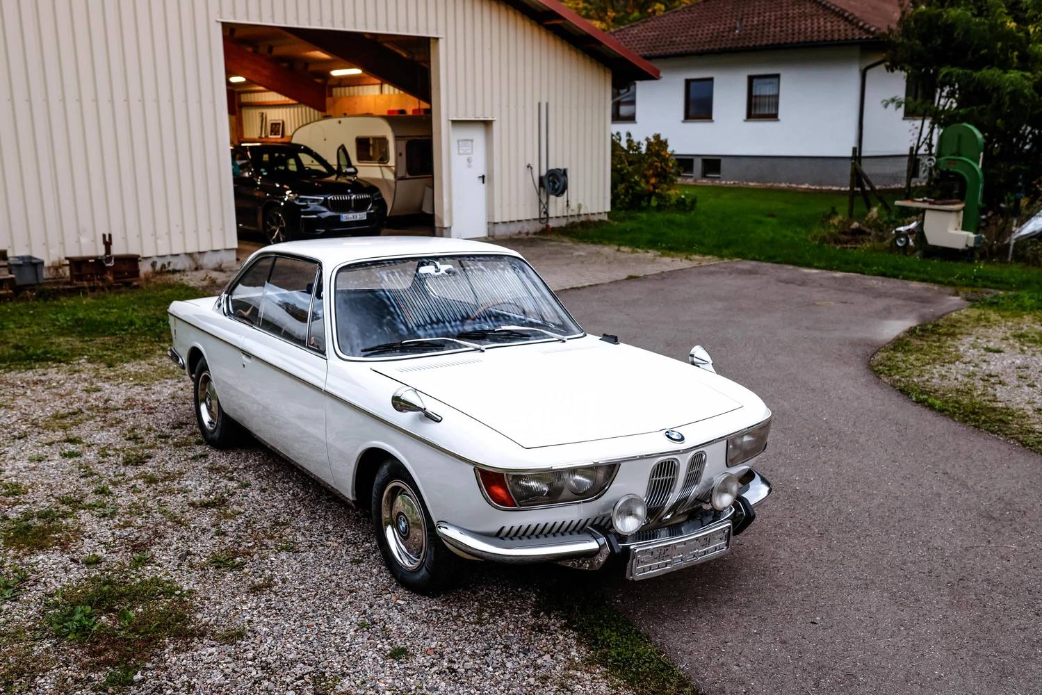 1966 BMW 2000 CS — image 1 of 71