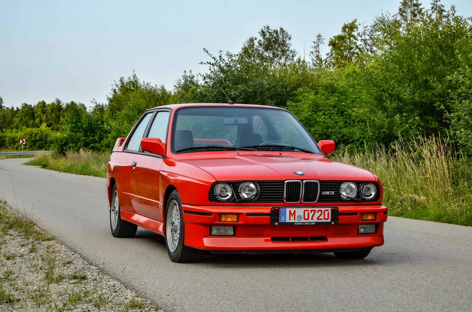 1987 BMW E30 M3 — image 1 of 182