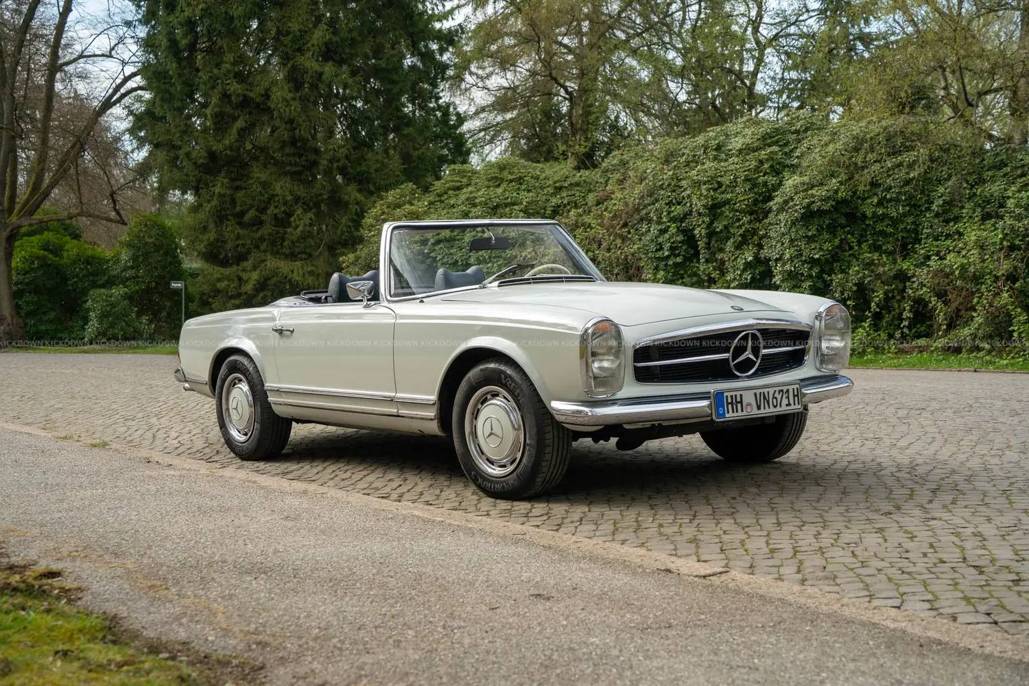 1968 Mercedes Benz 280SL Pagode W113 — image 1 of 154