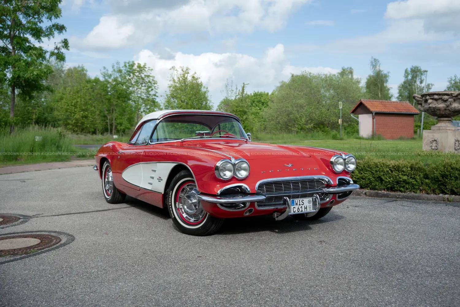 1961 Chevrolet Corvette C1 — image 1 of 158