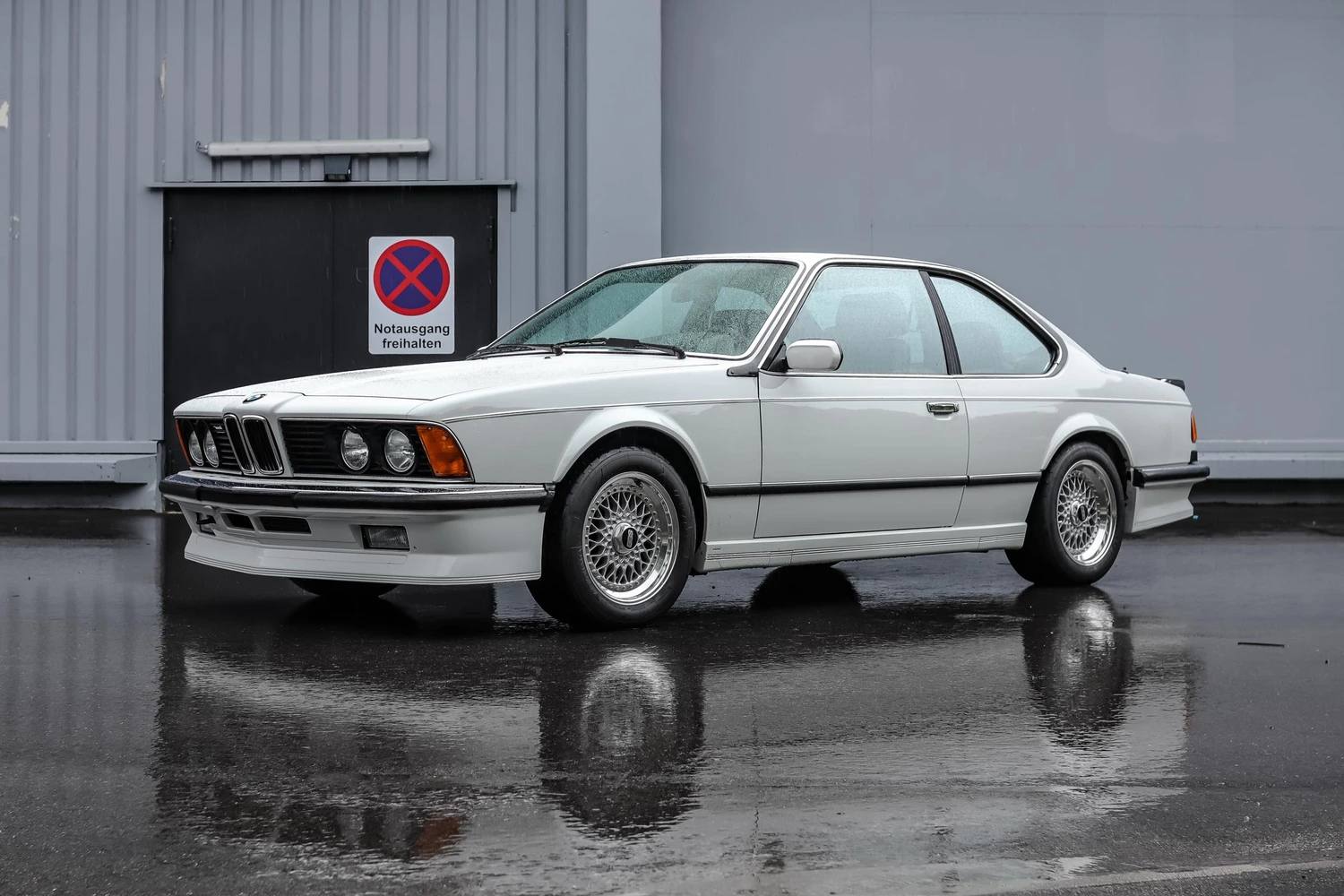 1984 BMW E24 M635CSi — image 1 of 191