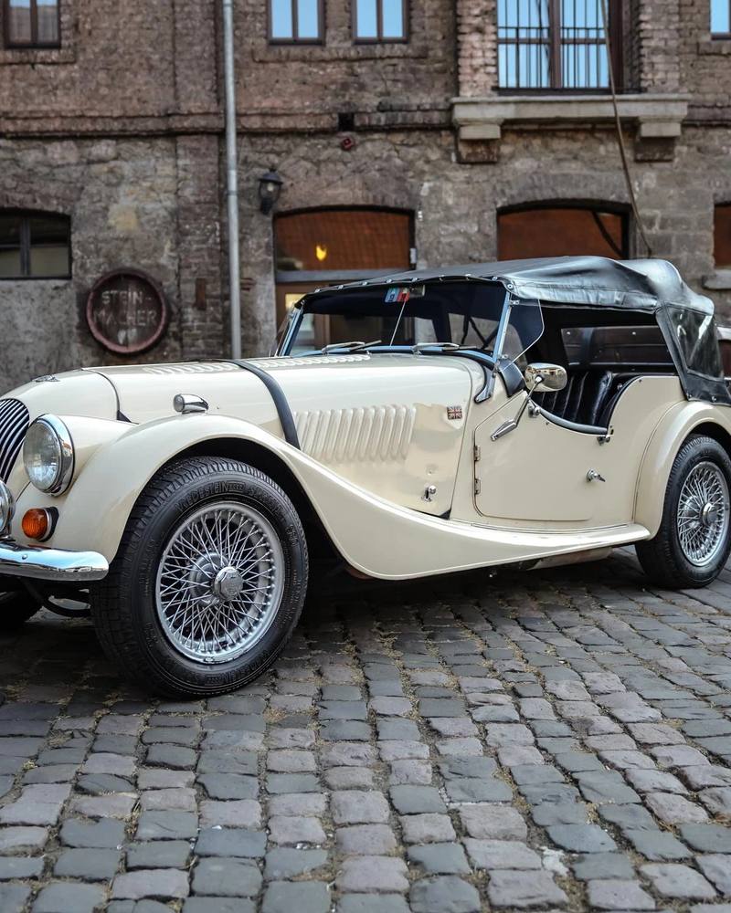 1976 Morgan 4/4 Four Seater for sale — delivered to Belgium