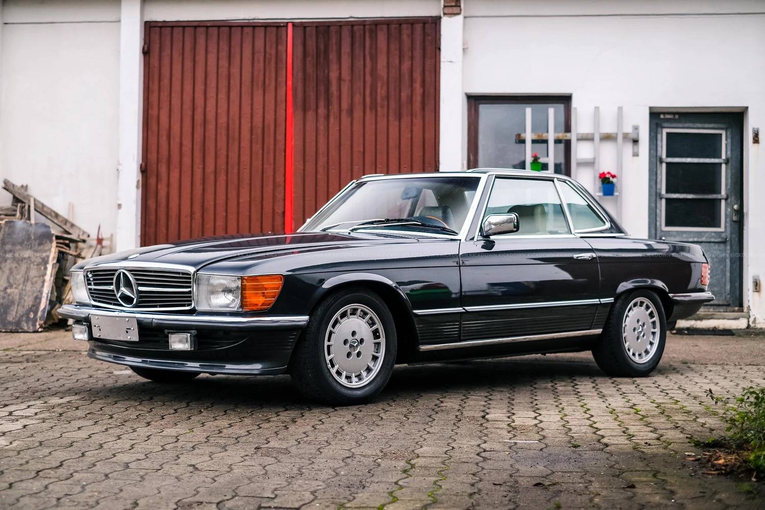 1985 Mercedes Benz R107 280 SL — image 1 of 117